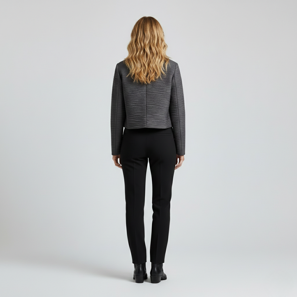 Chaqueta corta con textura y sin cuello